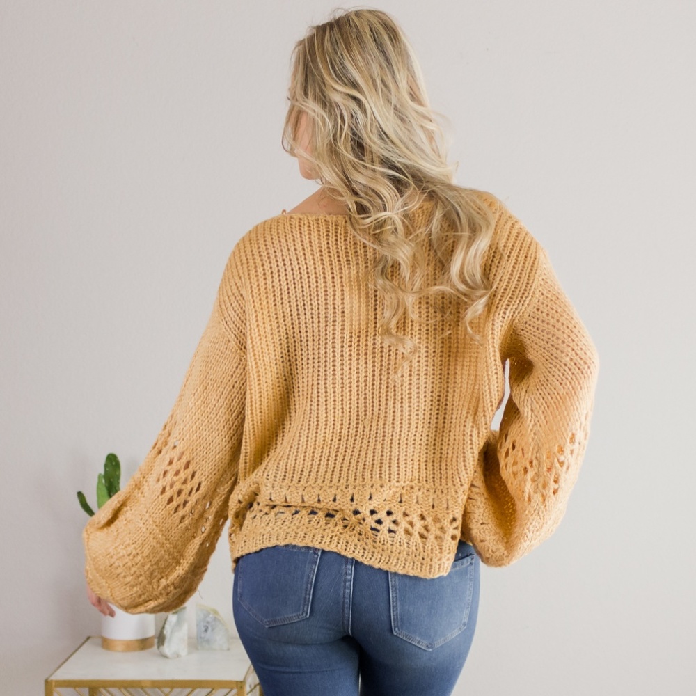 'Skyla' Bubble Sleeve Sweater - Picture 4 of 4